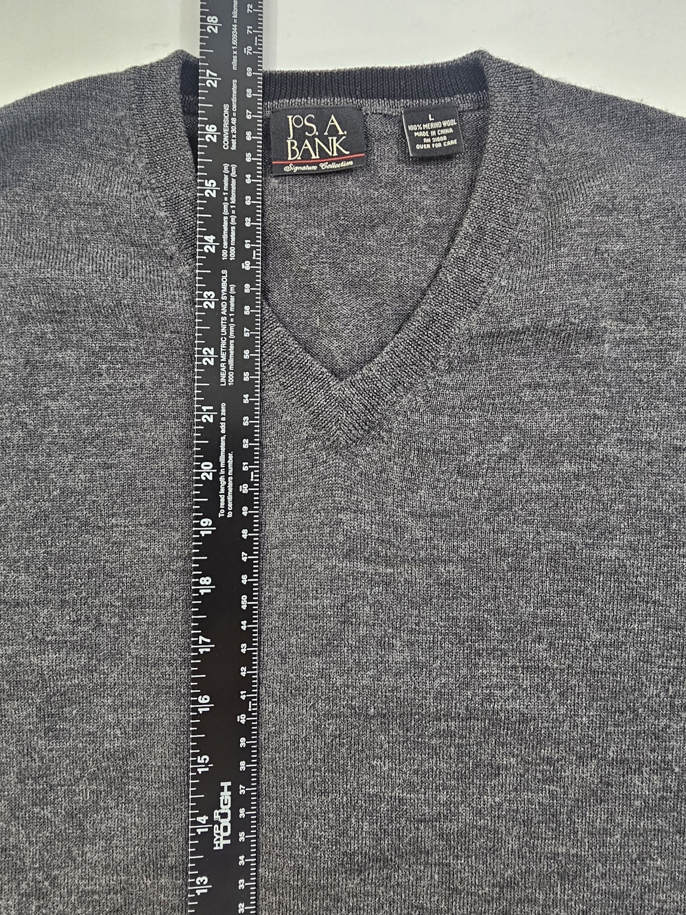 Jos A Bank Signature Collection Merino Wool V Neck Sweater Men's L Gray Pullover - Picture 4 of 6